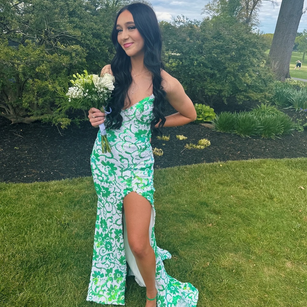 JOVANI Prom dress size 00